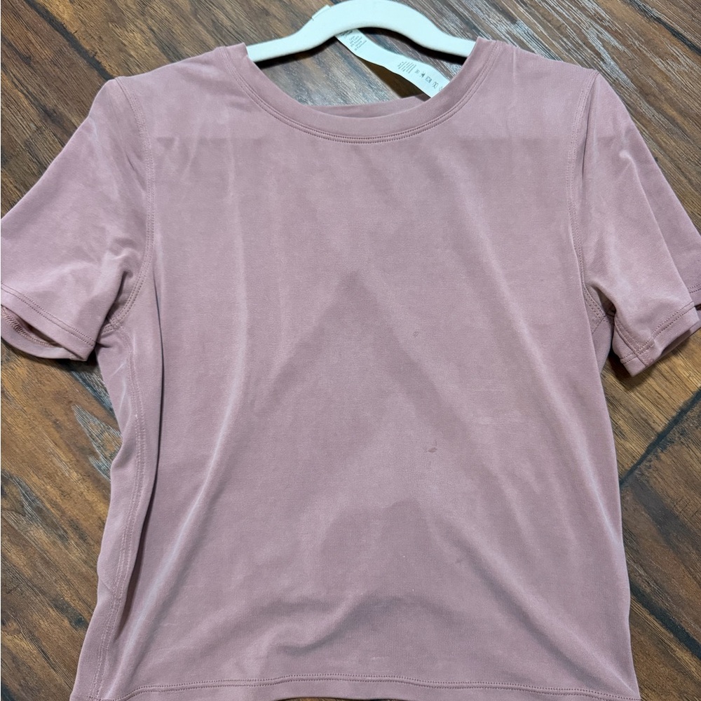 lululemon athletica Short Sleeve Tee in Dusty Mauve